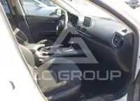2015 Mazda 3 фото