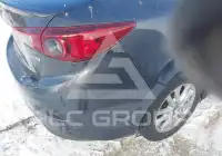 2015 Mazda 3 фото