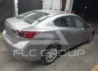 2015 Mazda 3 photo