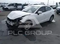 2015 Mazda 3 photo