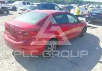 2015 Mazda 3 photo