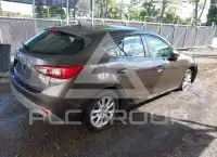 2015 Mazda 3 фото