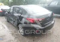 2015 Mazda 3 photo