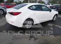 2015 Mazda 3 photo
