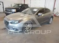 2015 Mazda 3 photo