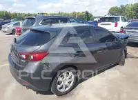 2015 Mazda 3 фото