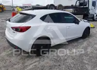 2015 Mazda 3 фото