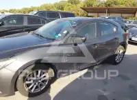 2015 Mazda 3 фото