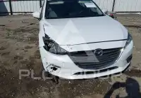 2015 Mazda 3 photo