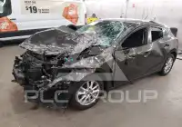 2015 Mazda 3 фото