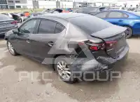 2015 Mazda 3 фото