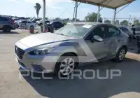 2015 Mazda 3 фото