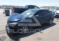 2015 Mazda 3 photo