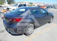 2015 Mazda 3 photo