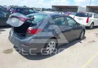 2015 Mazda 3 photo