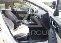 2015 Mazda 3 фото