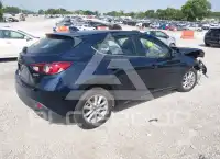 2015 Mazda 3 photo