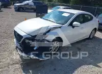 2015 Mazda 3 фото