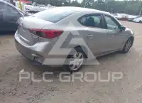 2015 Mazda 3 photo
