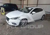 2015 Mazda 3 фото