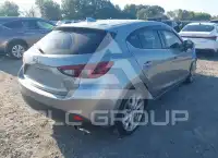 2015 Mazda 3 фото