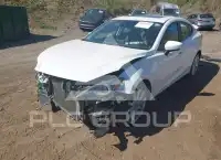 2015 Mazda 3 фото