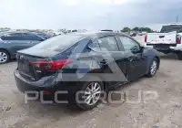 2015 Mazda 3 photo