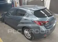 2015 Mazda 3 photo