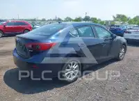 2015 Mazda 3 photo