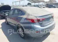 2015 Mazda 3 photo