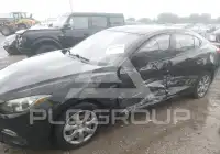 2015 Mazda 3 photo