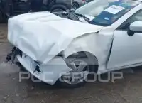 2015 Mazda 3 фото