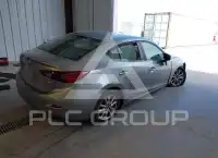 2015 Mazda 3 фото