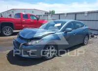 2015 Mazda 3 photo