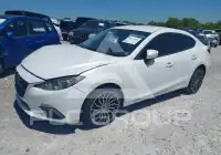 2015 Mazda 3 photo