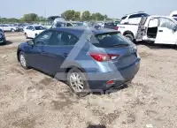 2015 Mazda 3 фото