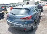 2015 Mazda 3 photo