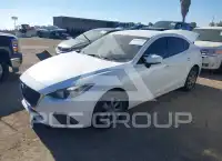 2015 Mazda 3 photo