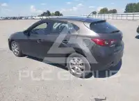 2015 Mazda 3 photo