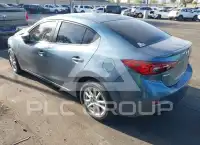2015 Mazda 3 photo