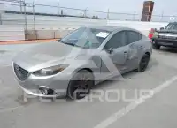 2015 Mazda 3 фото