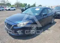 2015 Mazda 3 photo