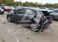 2015 Mazda 3 photo