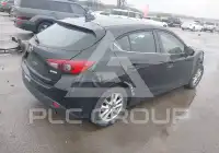 2015 Mazda 3 фото