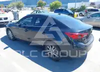 2015 Mazda 3 фото
