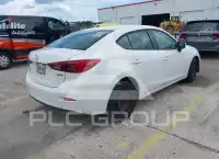 2015 Mazda 3 photo