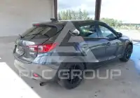 2015 Mazda 3 photo