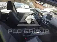 2015 Mazda 3 photo