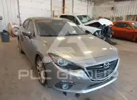 2015 Mazda 3 photo