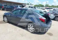 2015 Mazda 3 photo